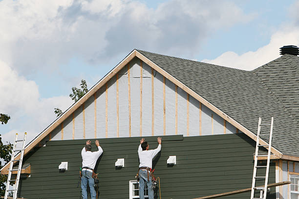 Professional Siding Contractor technician working in Camden, NC